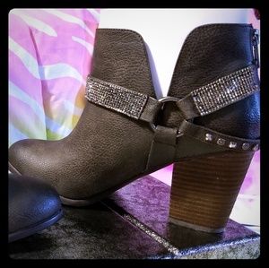 'NOT RATED' boots ~SOLD~